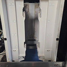 -Pensacola-Beachs-Top-Ice-Machine-Maintenance-H2O-Technologies-at-Sidelines-Sports-Bar 4