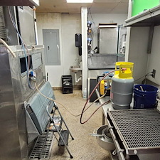 Expert-Commercial-Ice-Machine-Repair-in-Pensacola-Beach 1