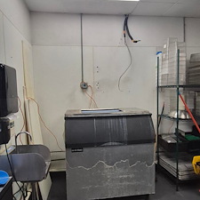 H2O-Technologies-recently-completed-a-custom-installation-at-Hudson-Grille-in-Atlanta-GA 7