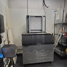 H2O-Technologies-recently-completed-a-custom-installation-at-Hudson-Grille-in-Atlanta-GA 6