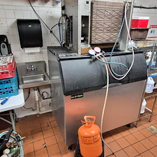 Looking-for-reliable-commercial-ice-machine-repair-in-Destin-FL 2