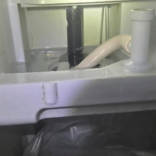 Professional-Residential-Ice-Machine-Maintenance-in-Pensacola 9