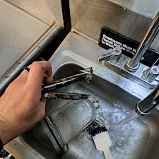 Superior-Ice-Machine-Preventative-Maintenance-at-4R-BBQ-in-Tallahassee 6